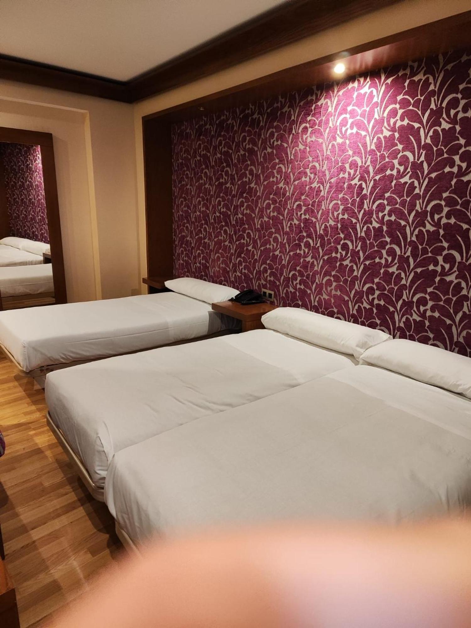 Habitación Doble con cama supletoria