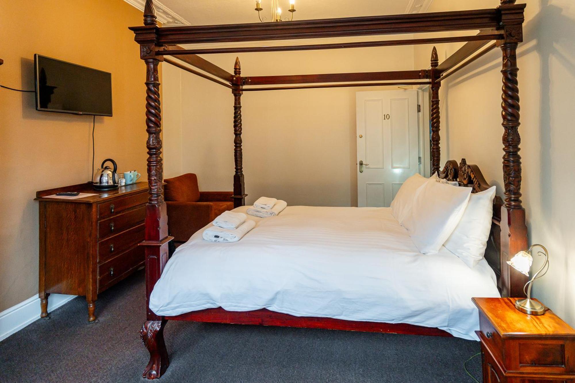 Habitación Doble Superior - 1 cama extragrande o 2 individuales