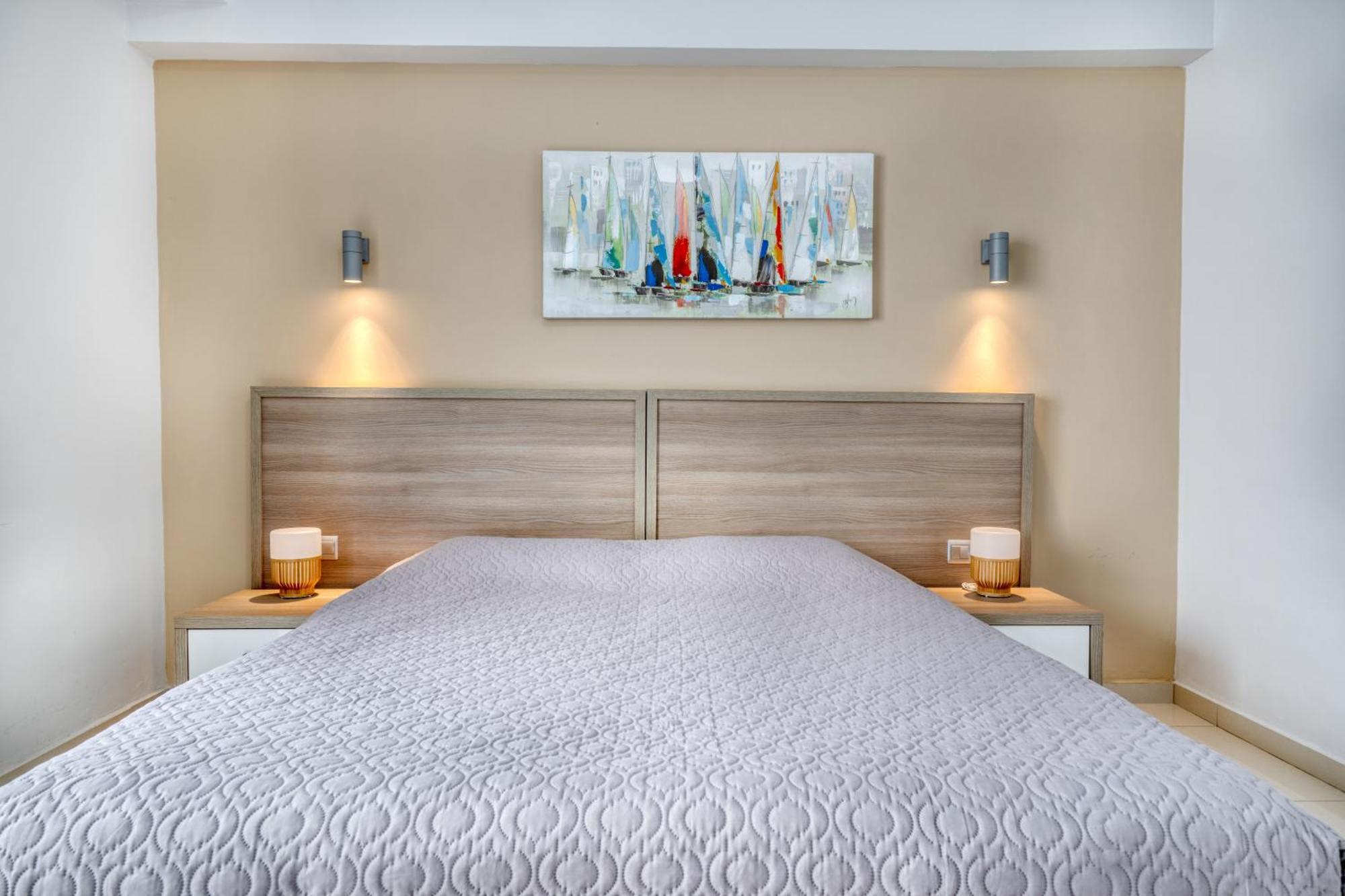 One-Bedroom Suite