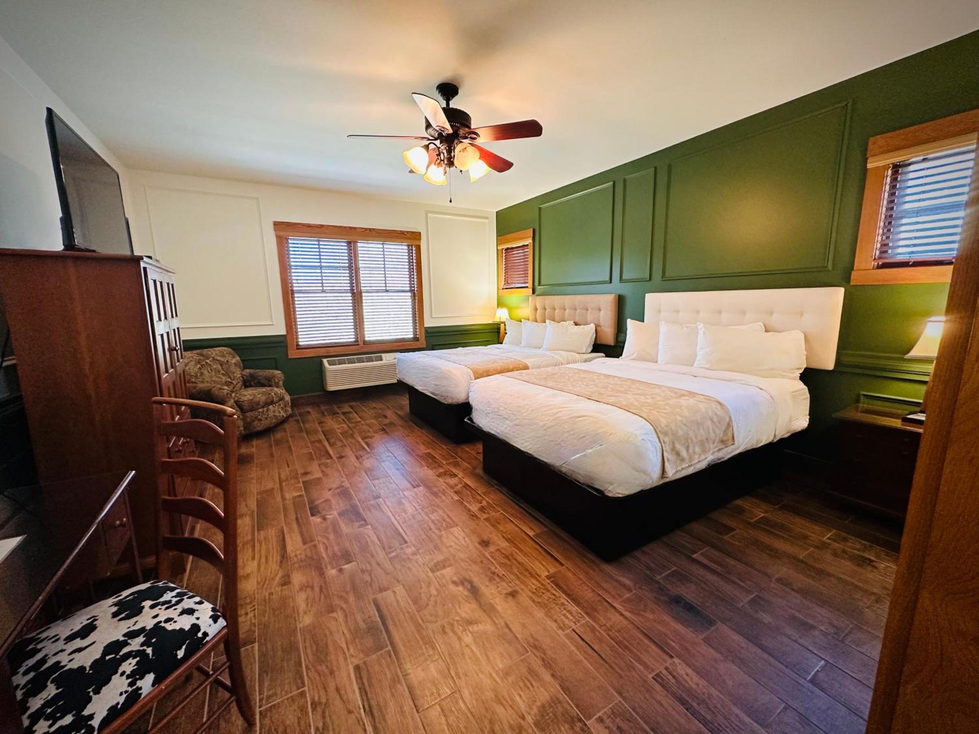 Double Room with Mountain View