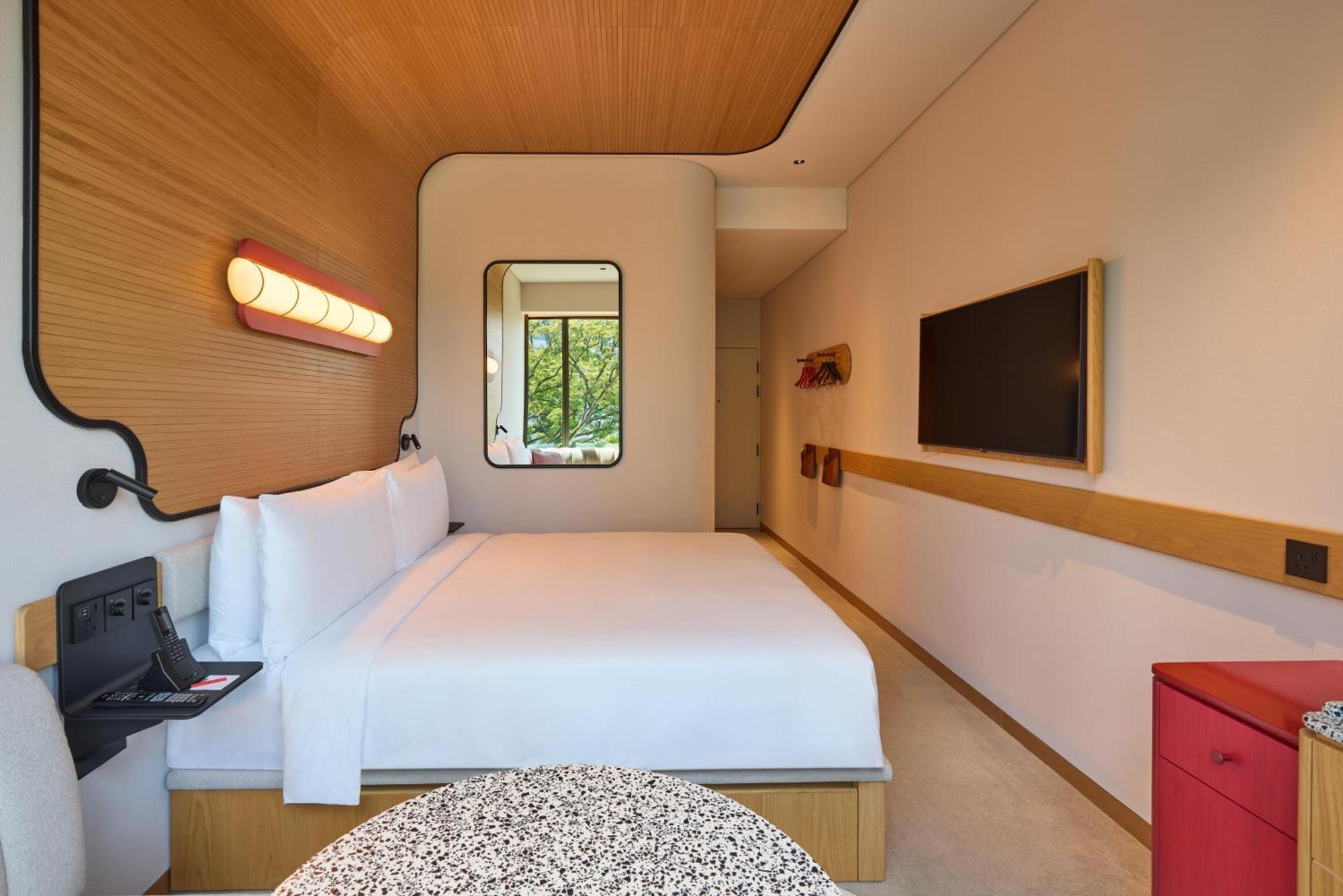 Kamar King dengan Pemandangan Kolam Renang