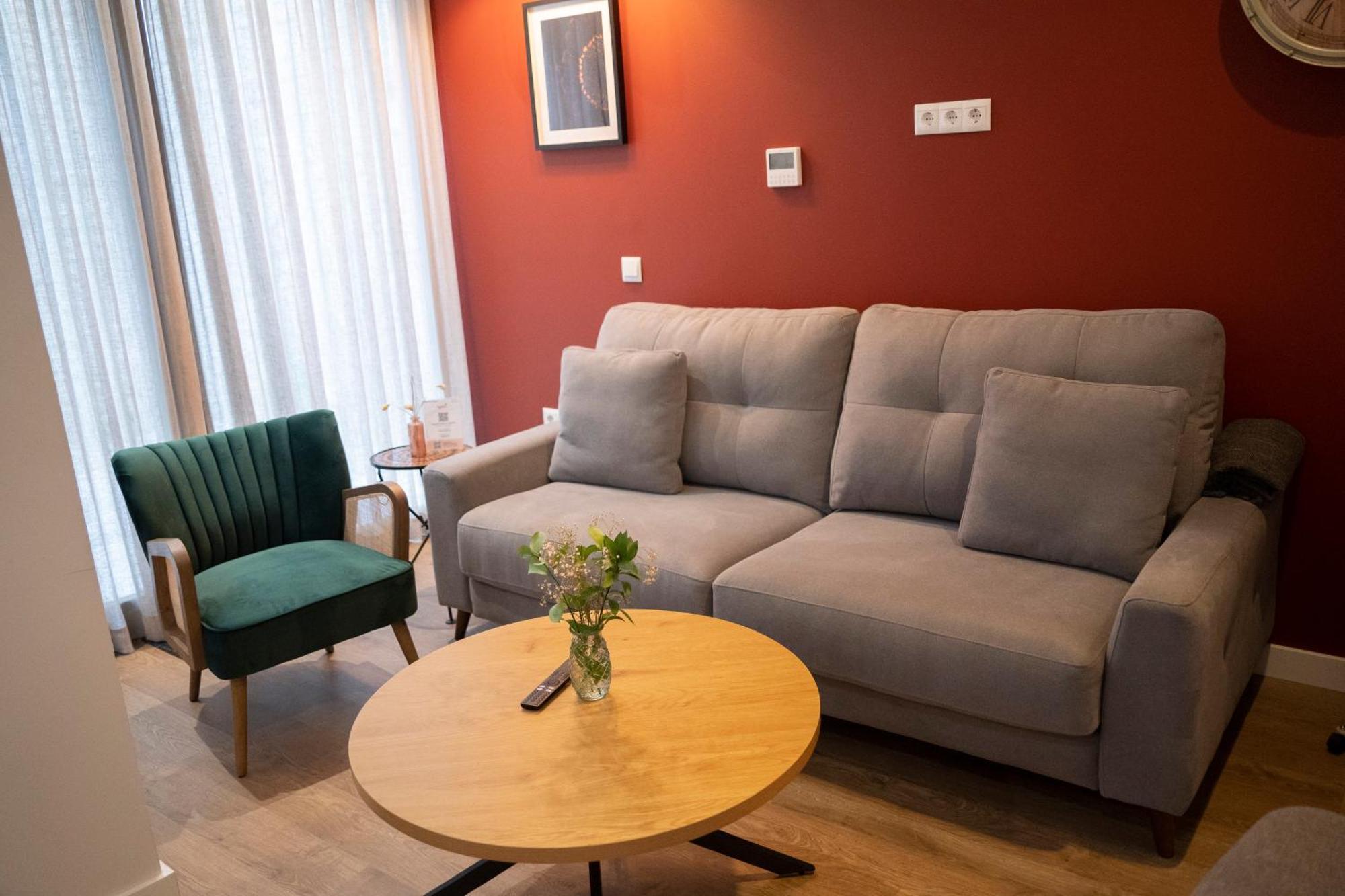 One-Bedroom Suite,1678979189:JPEG