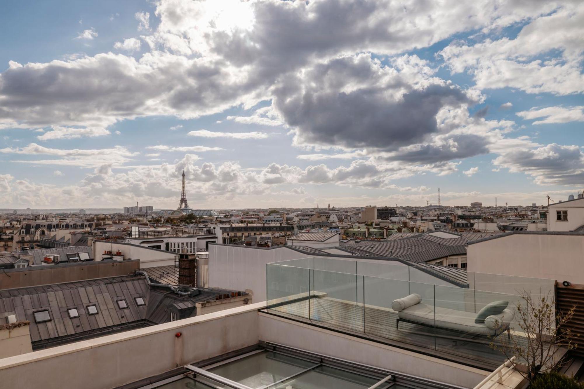 Penthouse Apartment