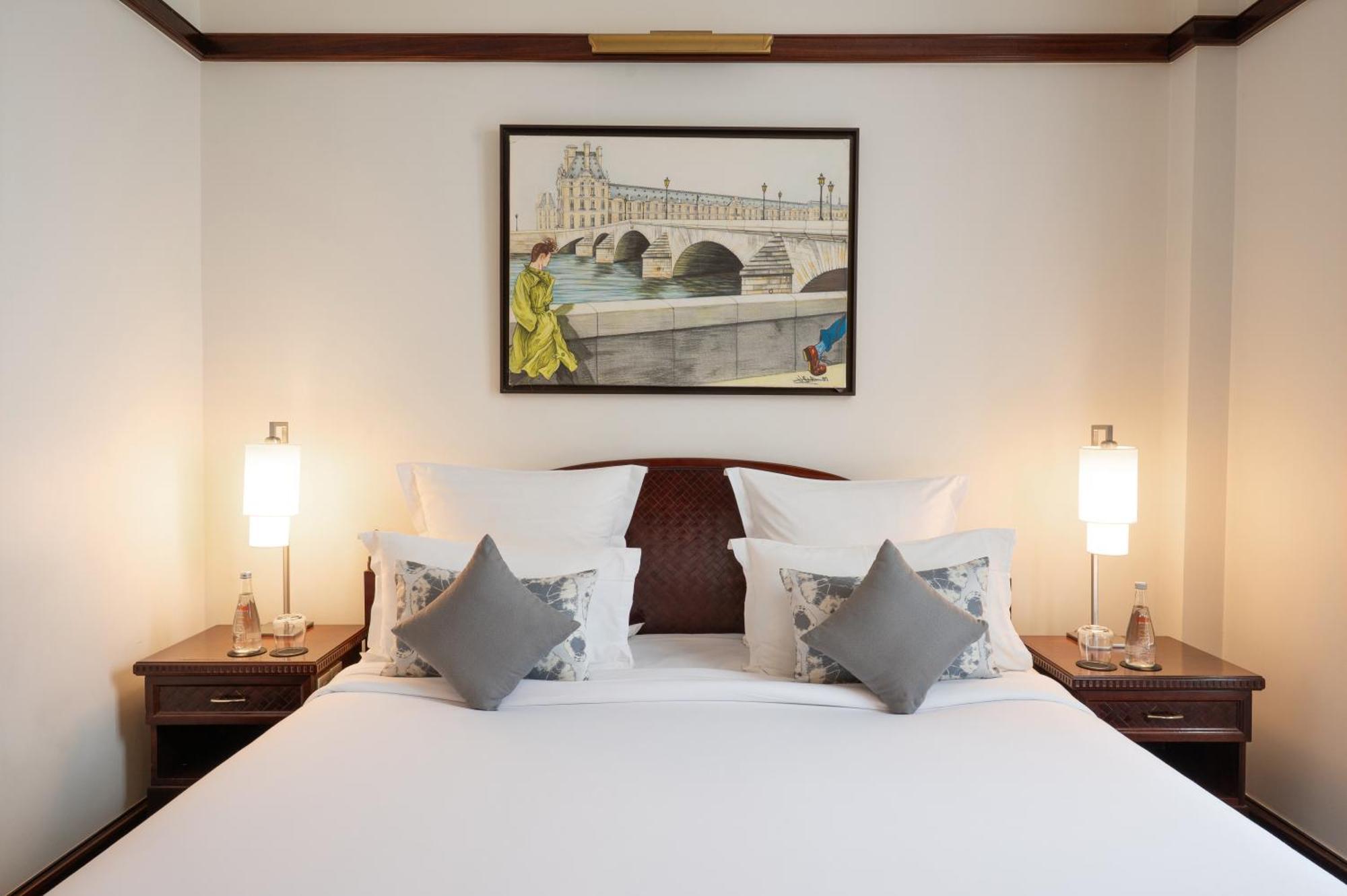Deluxe Balcony Room