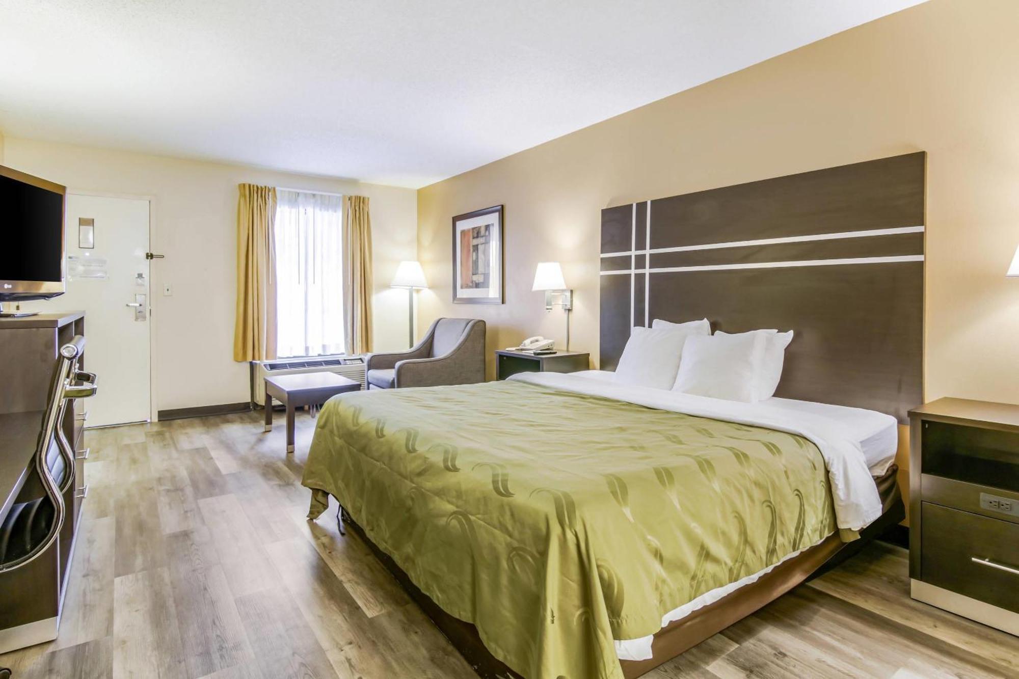 King Room - Non-Smoking