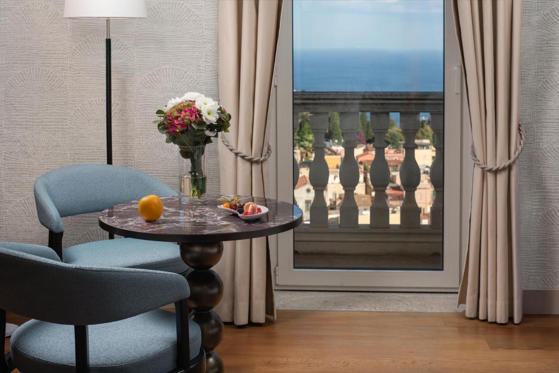 Quarto Premium com Cama de Casal ou 2 de Solteiro, Vista e Cama Extra