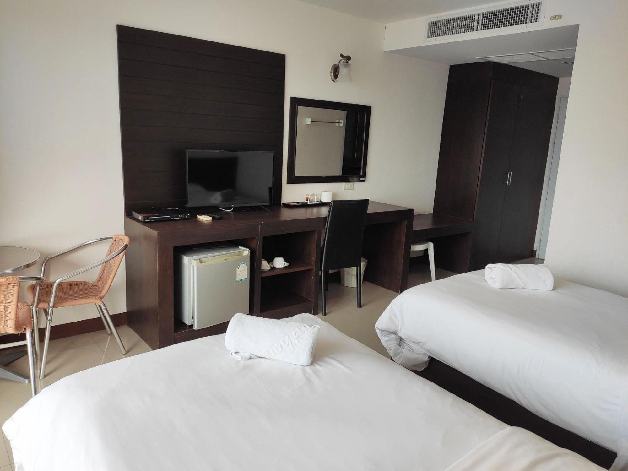 Deluxe Twin Room