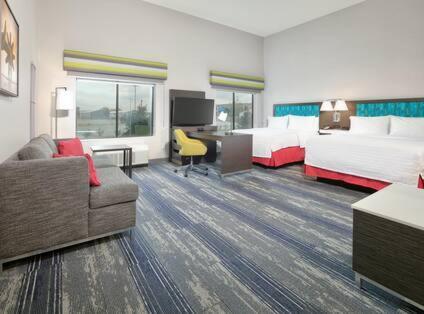Queen Studio Suite with Two Queen Beds - Non-Smoking
