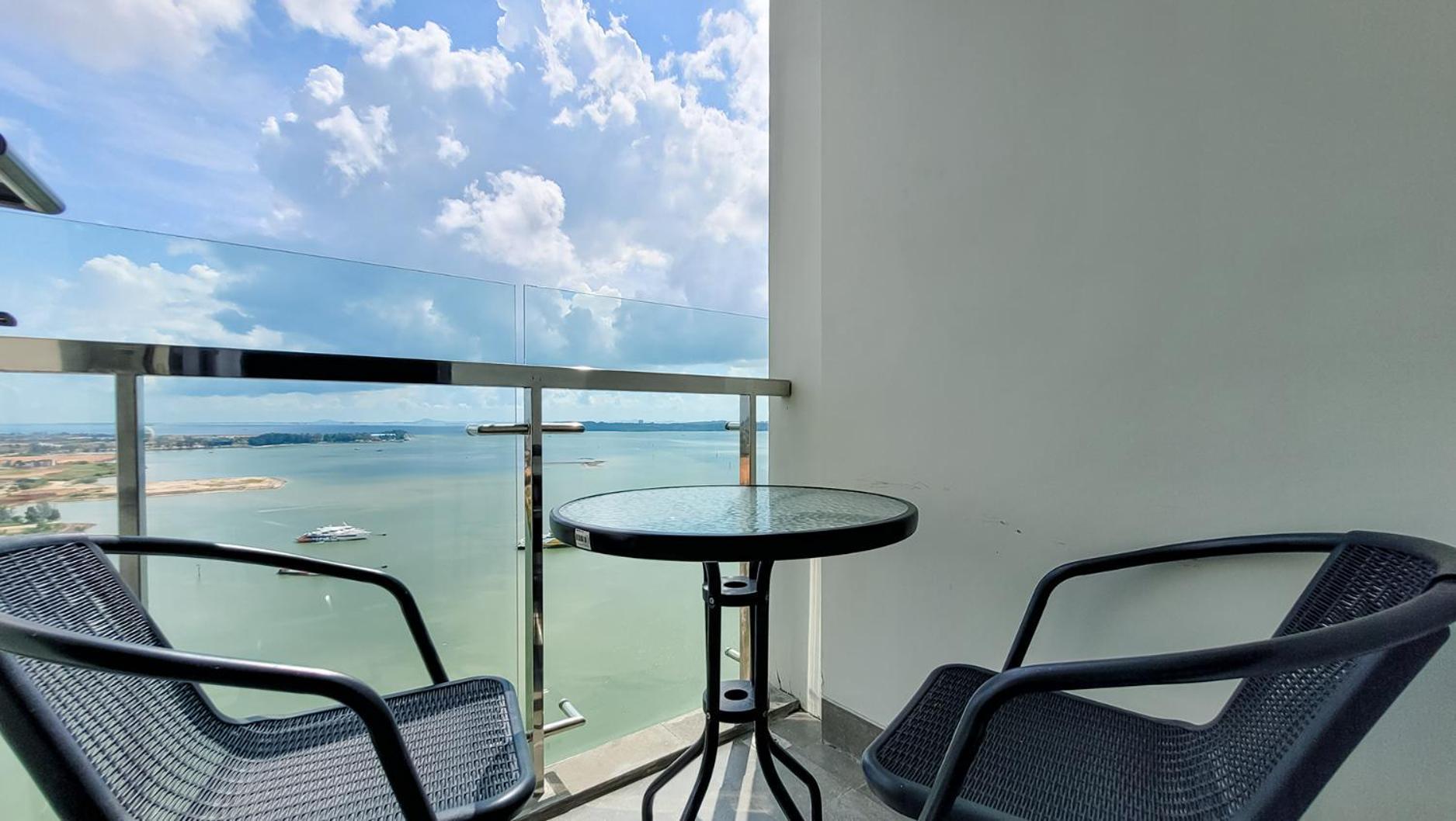 Apartment with View and Balcony
