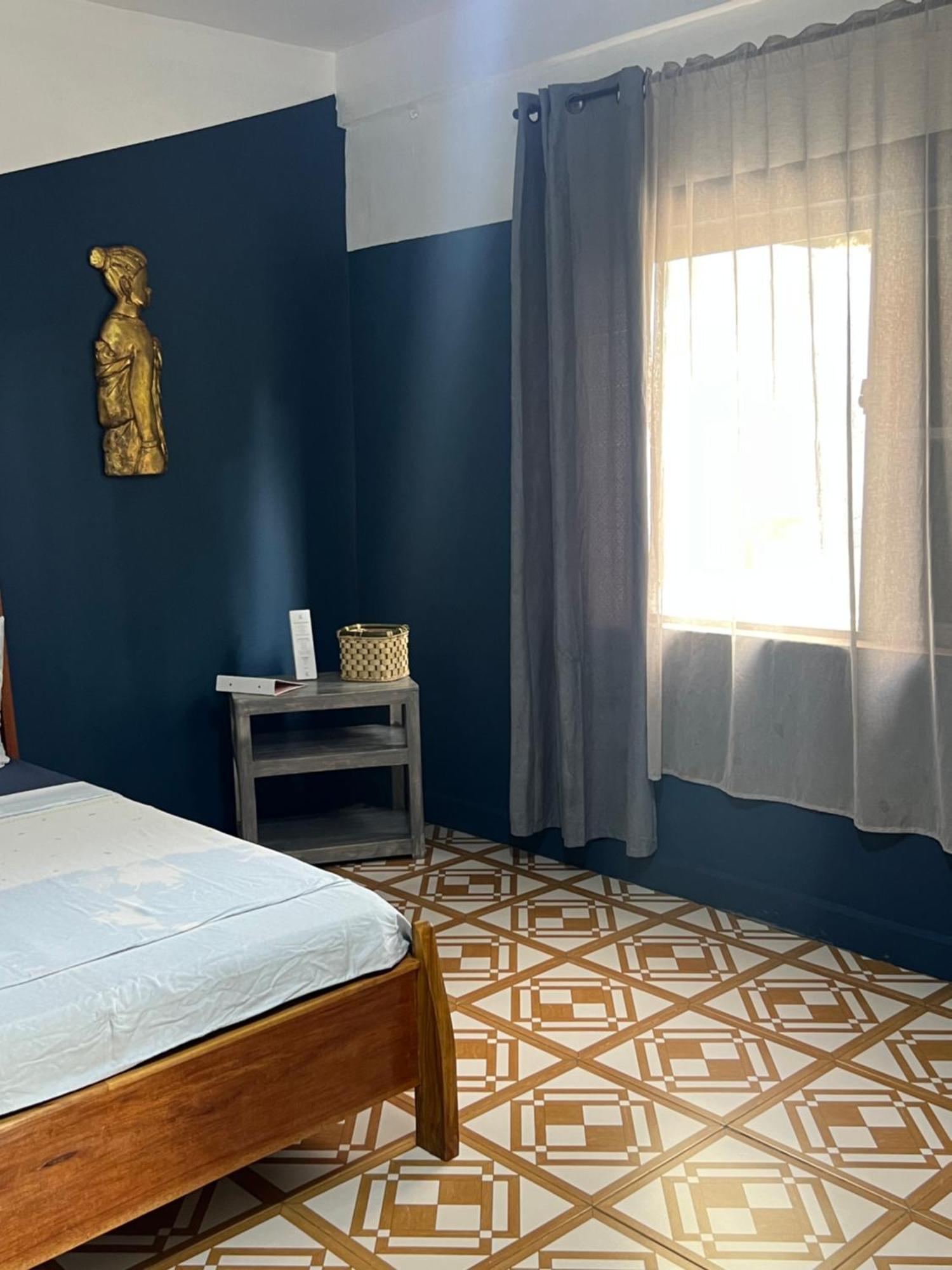 Tweepersoonskamer met een Eigen Externe Badkamer