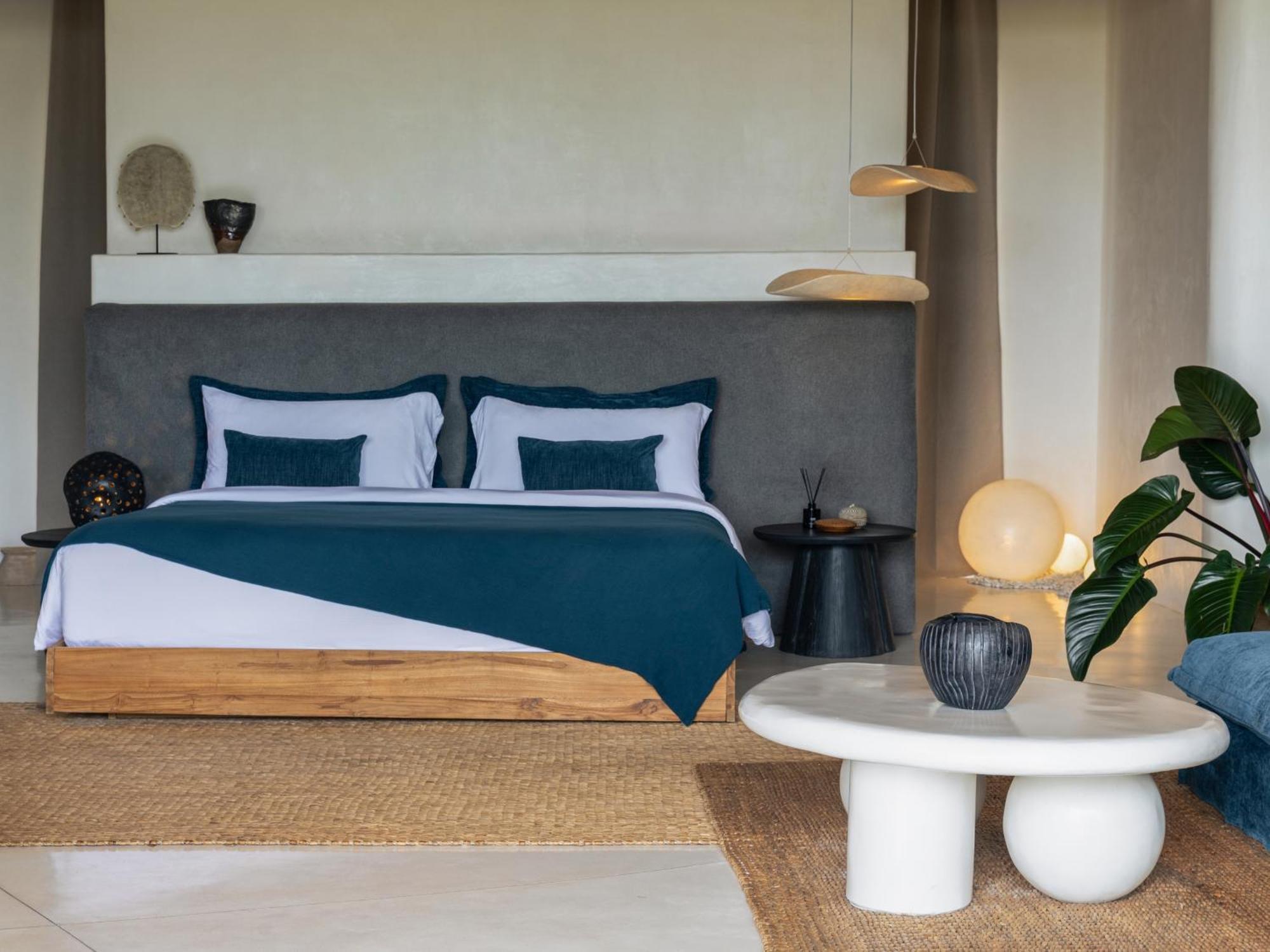 Majestic Haven Suite with Free One-way Airport Pick Up or Drop Off, One-time 60 Minutes Balinese Massage for 2 Persons, One-time Lunch & Dinner for 2 Persons, VIP Access to Luna Beach Club, 15% Discount on F&B