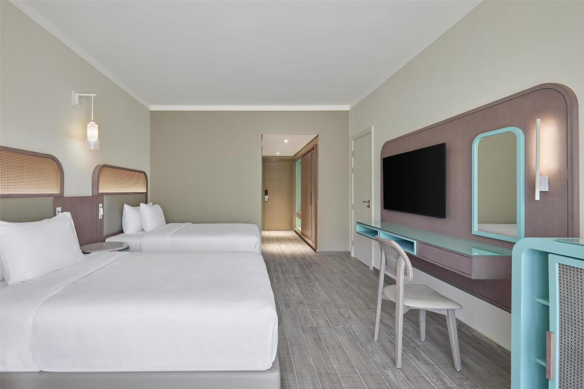 Chambre Double Supérieure - Vue sur Piscine
