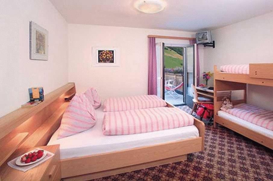 Doppelzimmer mit Balkon