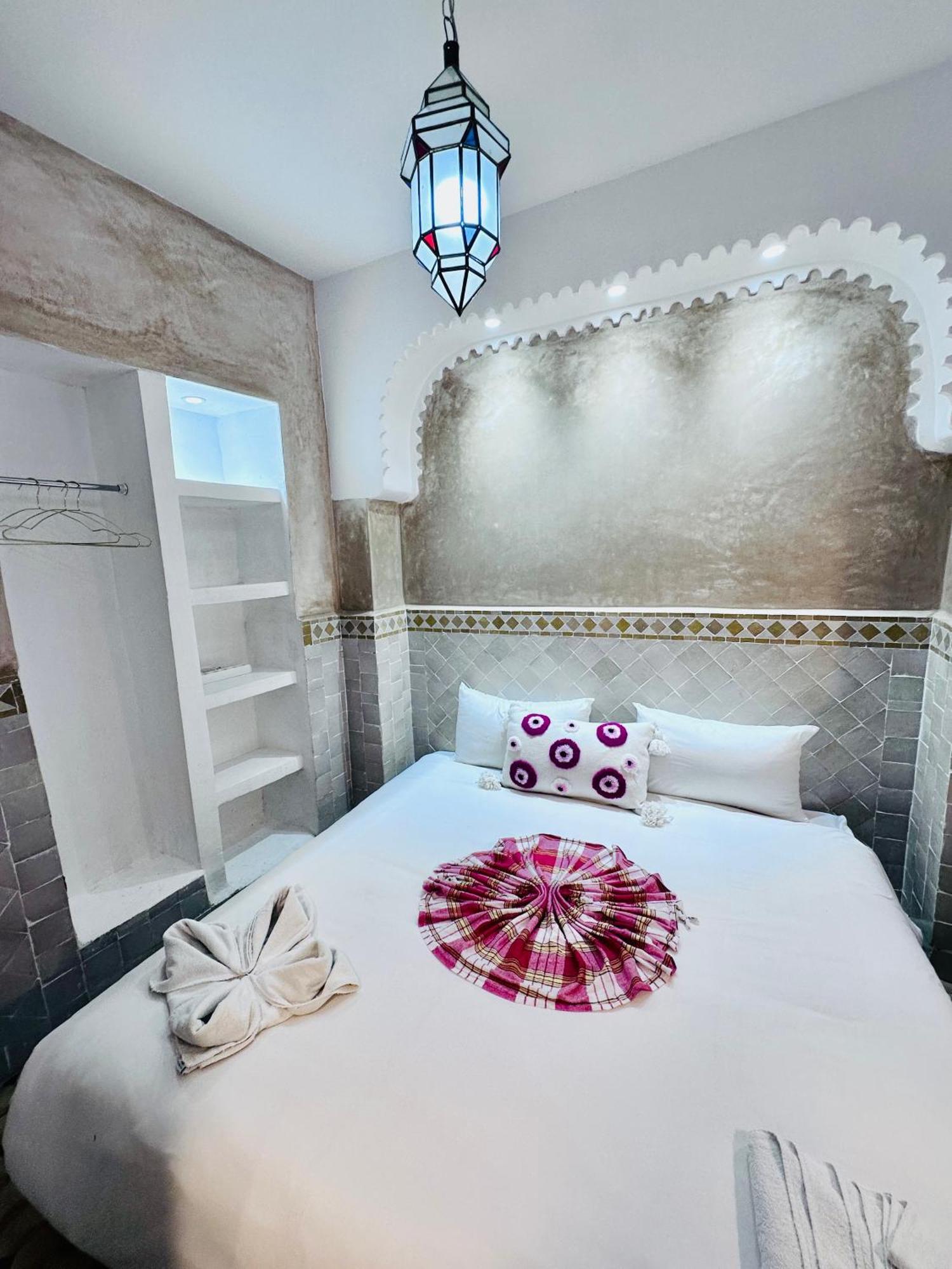 Habitación Deluxe (1 adulto + 1 niño)