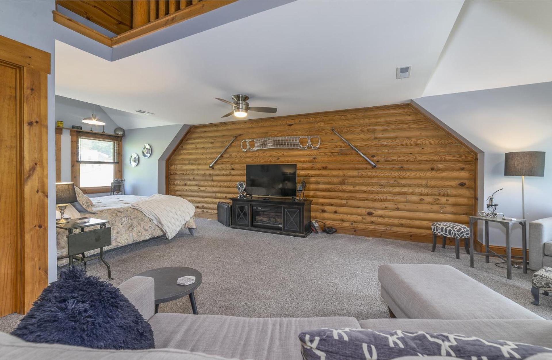 King Room Mountain View