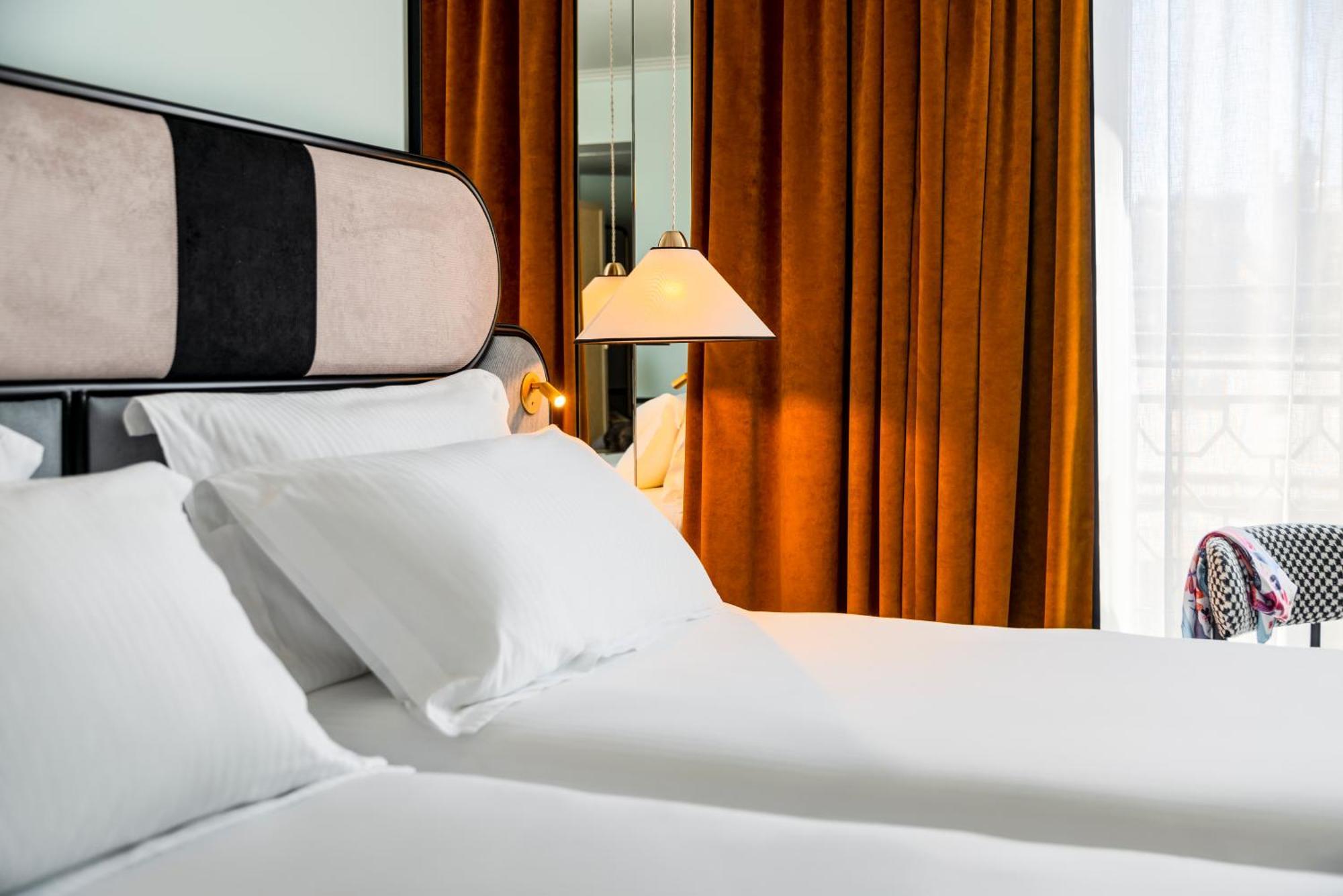 Quarto Superior com 2 Camas de Solteiro
