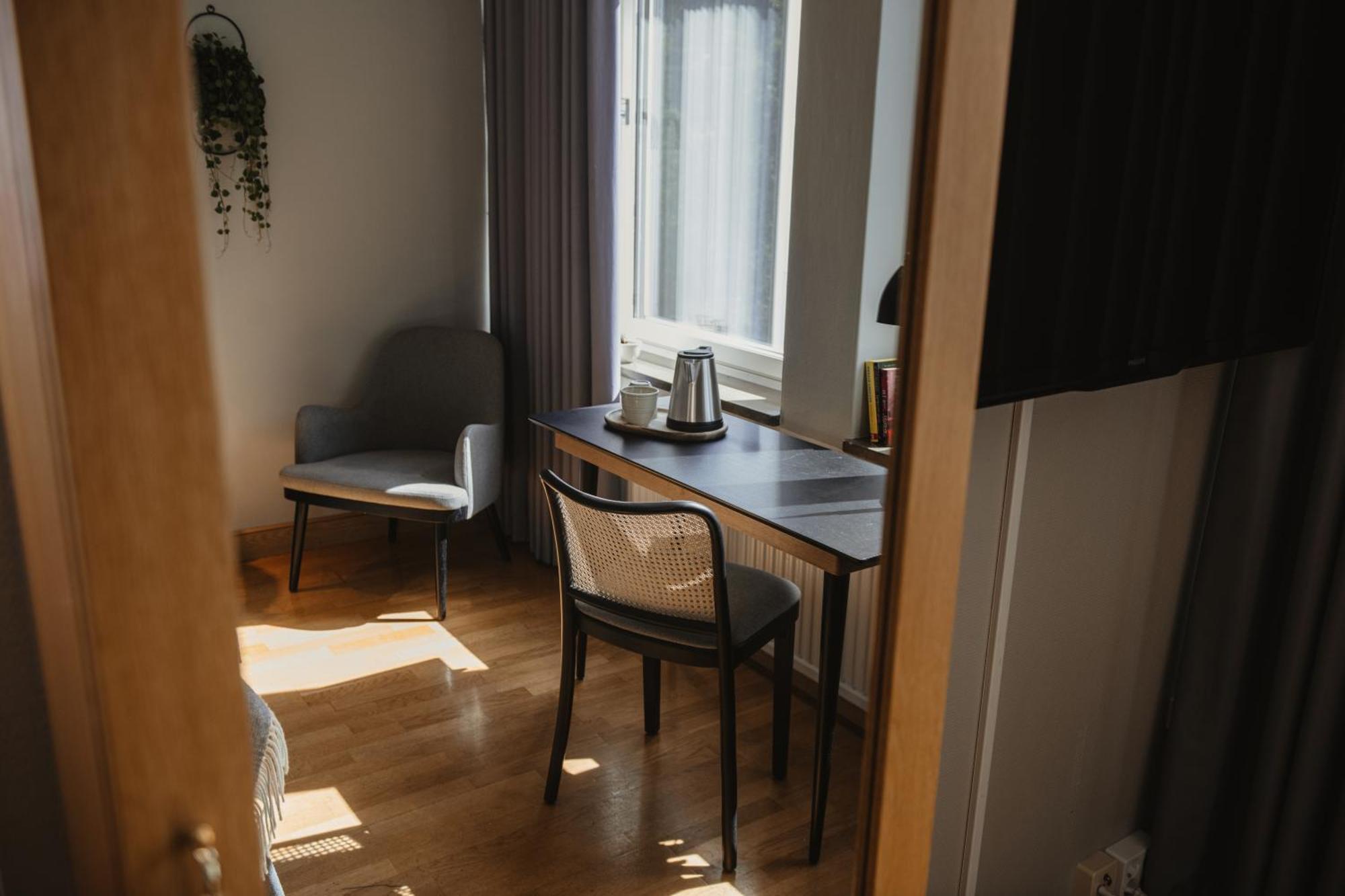 Compact Single Room