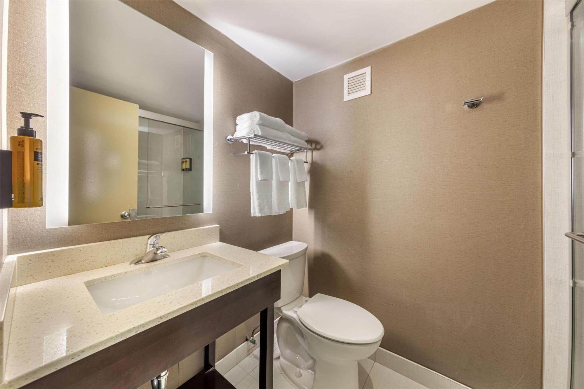 Two Double Beds - Non-Smoking