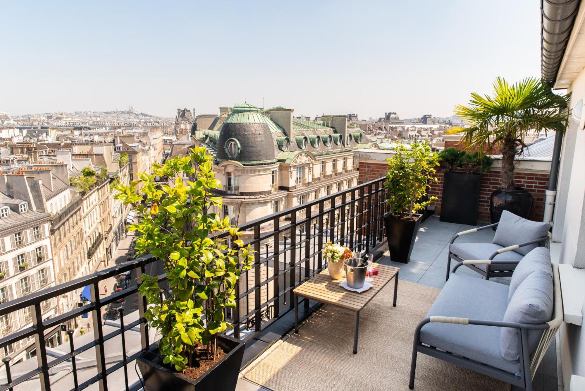 Penthouse Suite