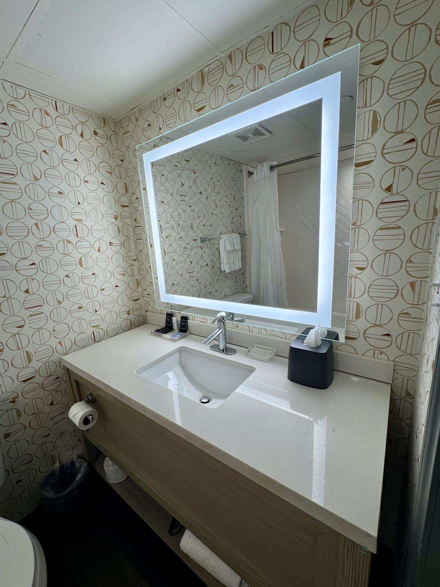 Suite with Two Queen Beds - Non-Smoking
