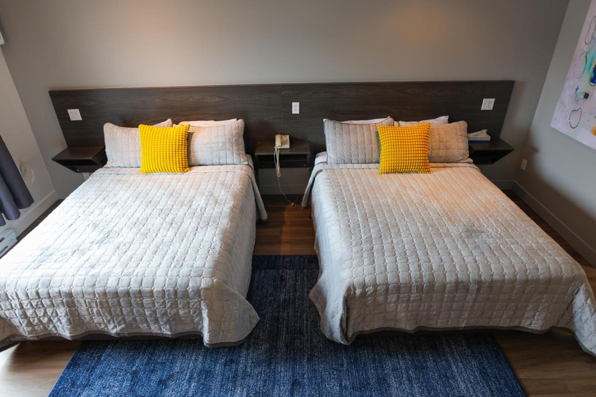 Standard Queen Room with Two Queen Beds