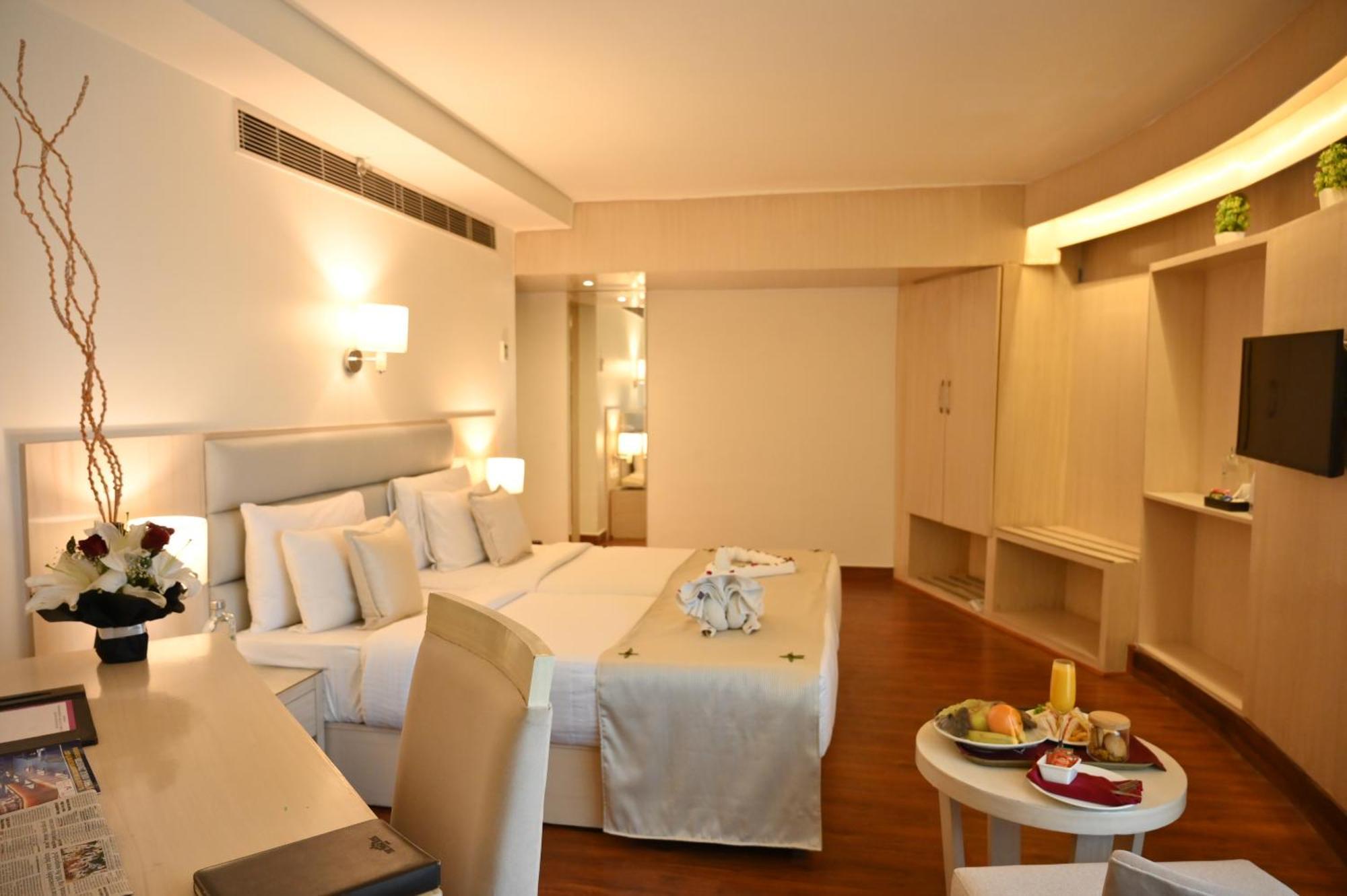 Executive Double Room,1681742017:JPEG