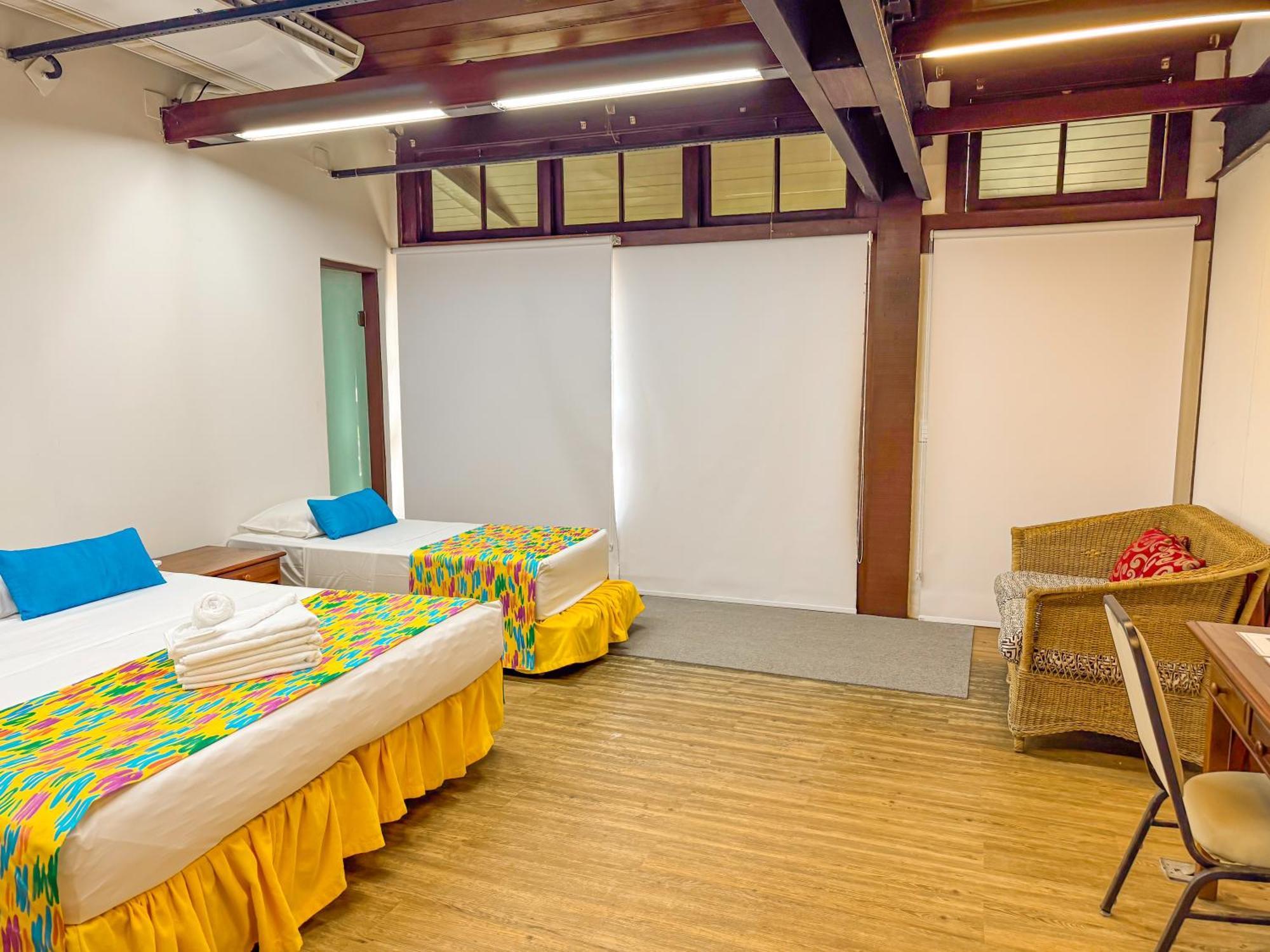 Economy Family Room