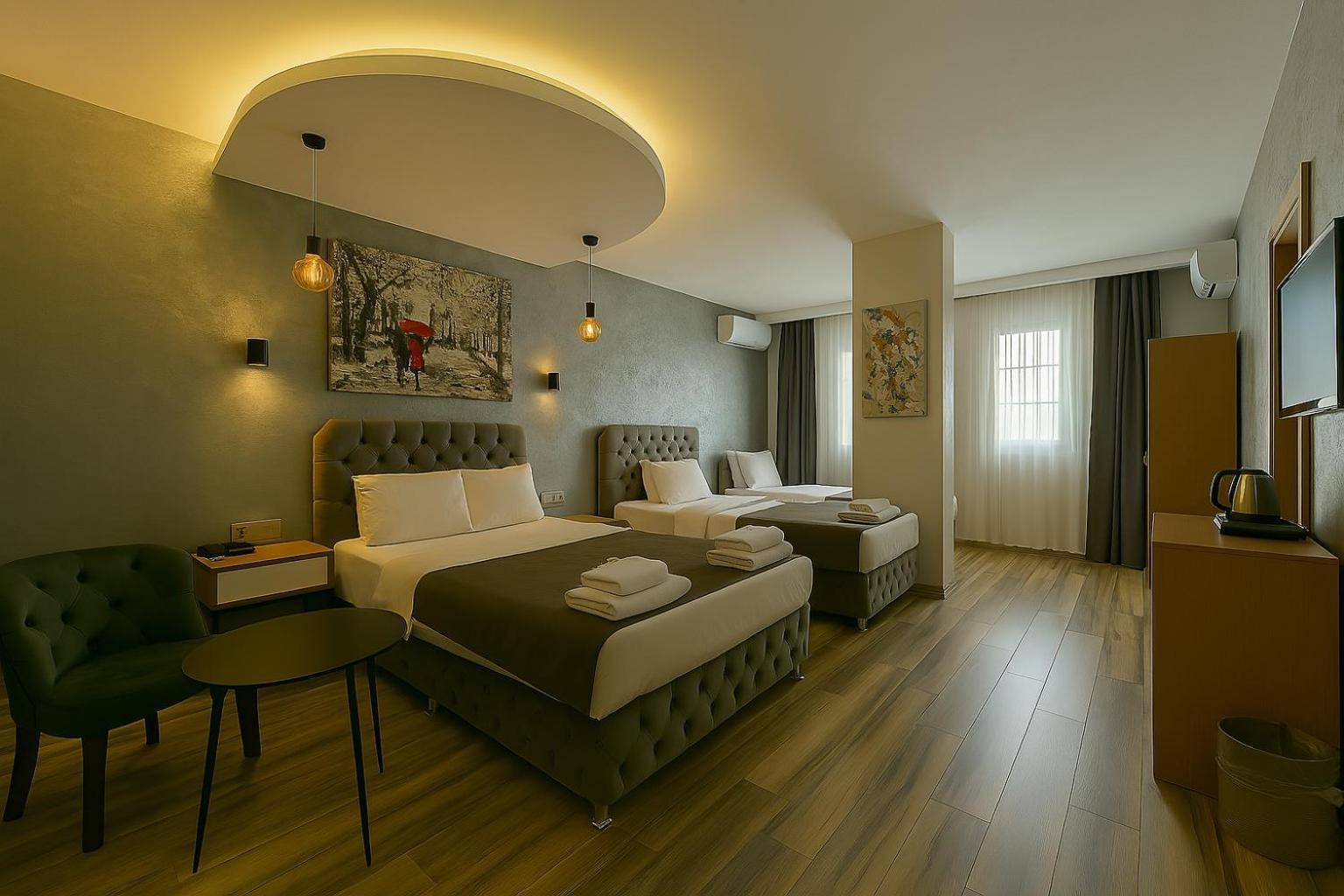 Deluxe Üç Kişilik Oda