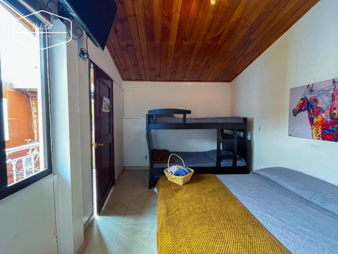 Habitación Doble con baño privado - 2 camas