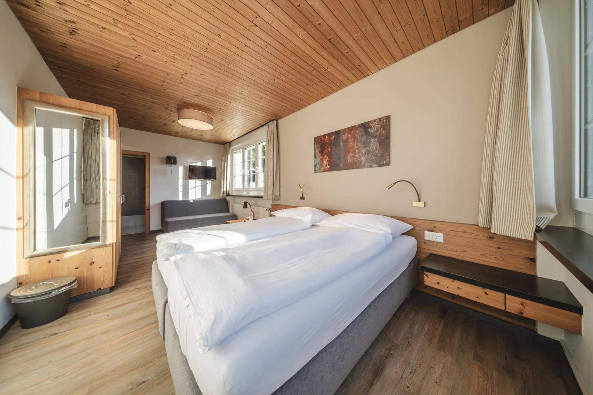 Large Double Room