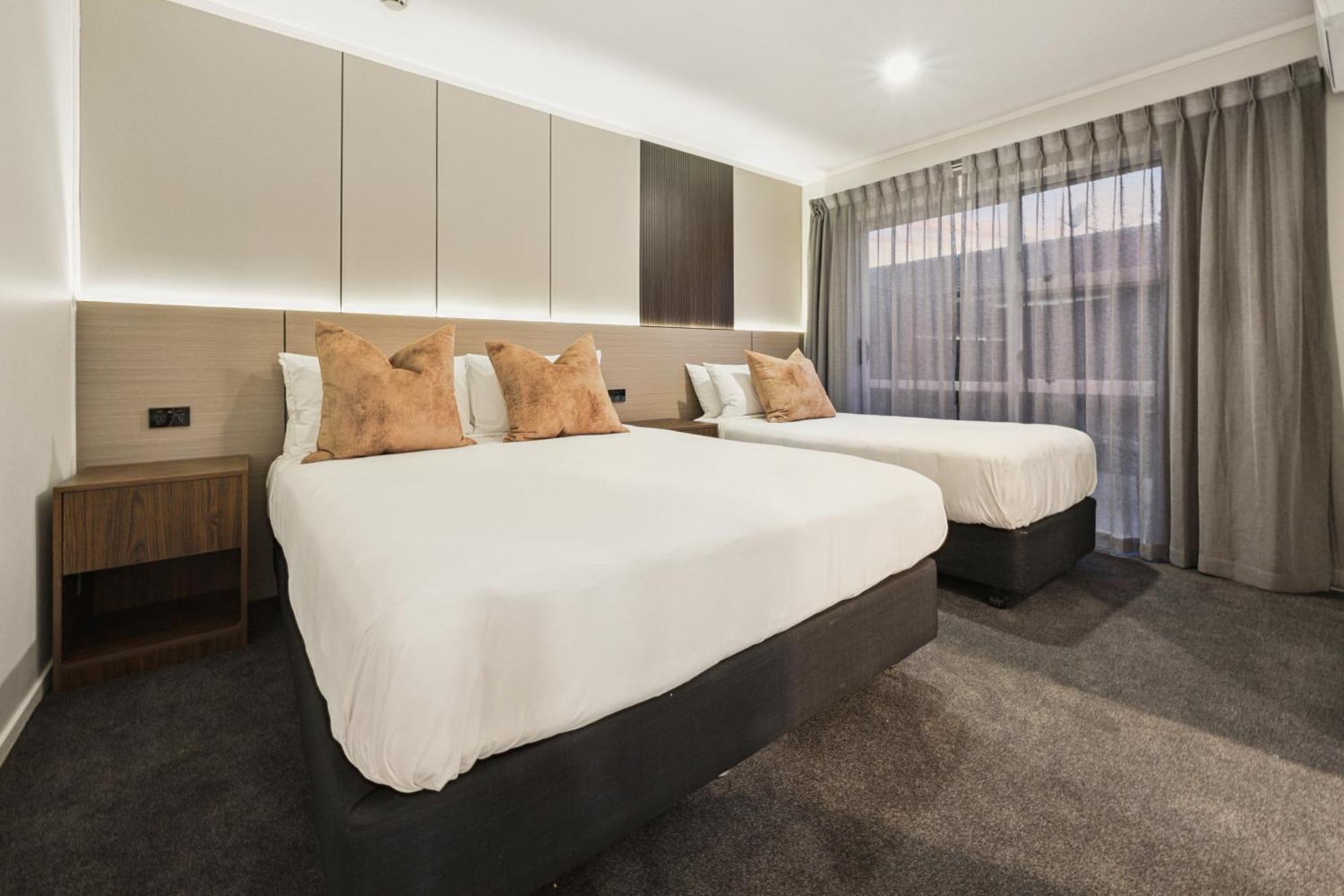 Suite with Spa Bath