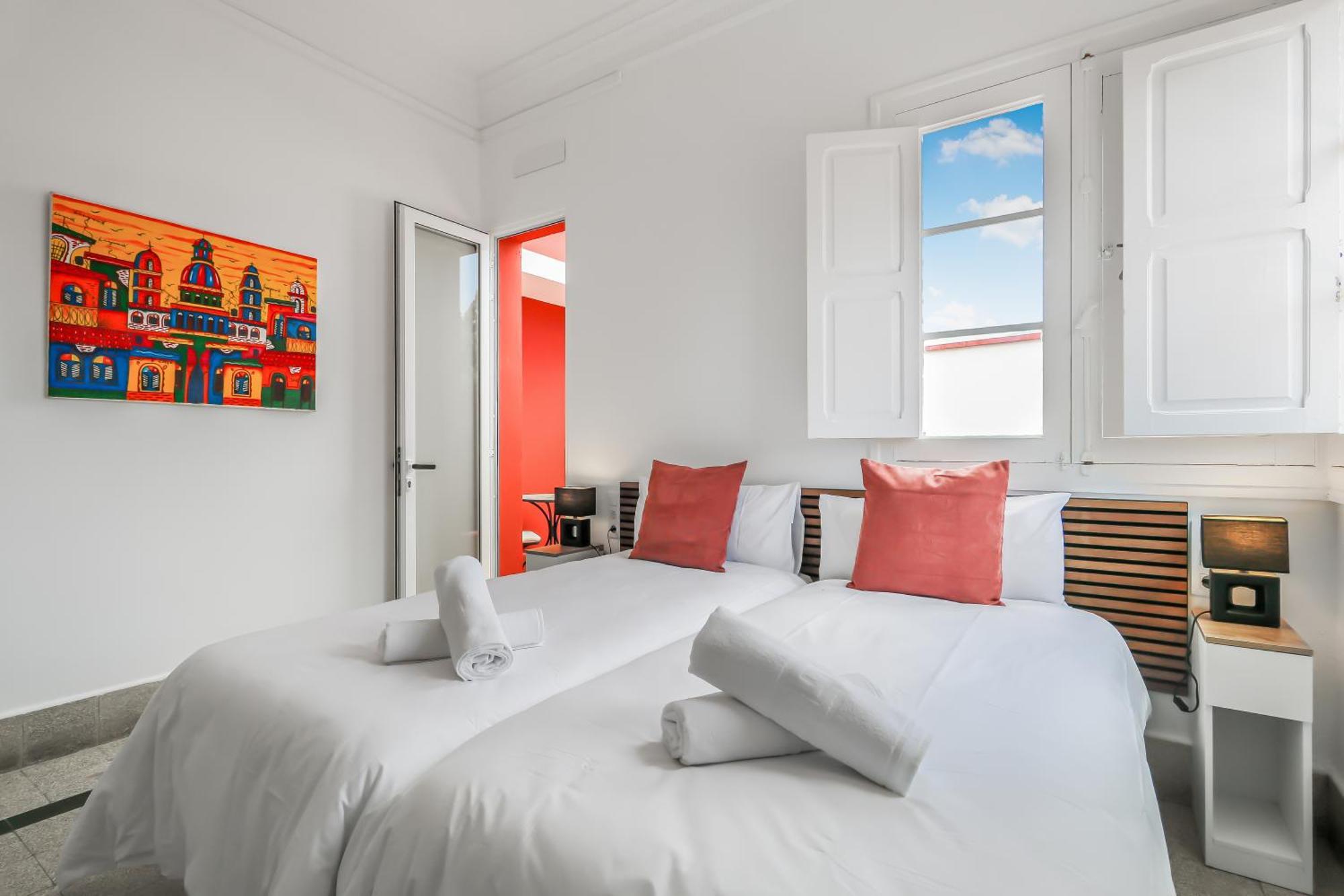 Double or Twin Room Private Bathroom