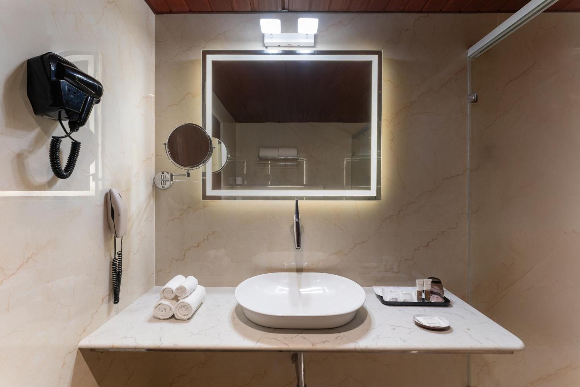 Premium Executive King Room