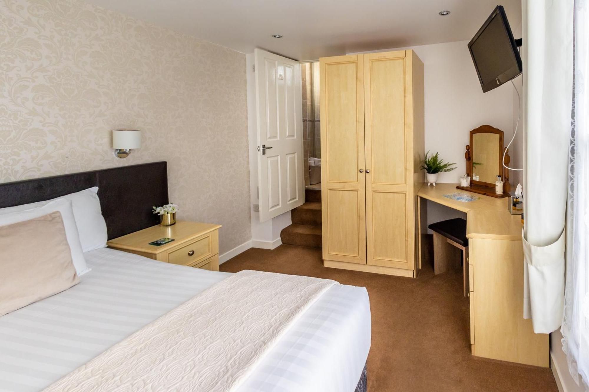 Double or Twin Room,1682670794:JPEG