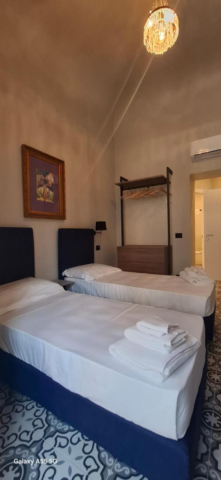 Deluxe Twin Room - Non-Smoking