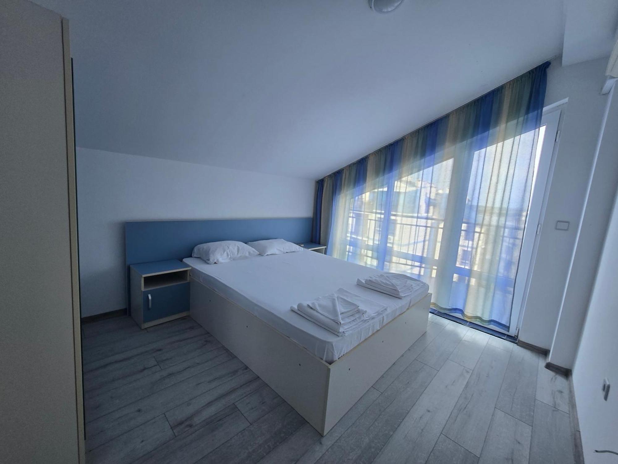 Apartment mit 2 Schlafzimmern, Terrasse und Meerblick