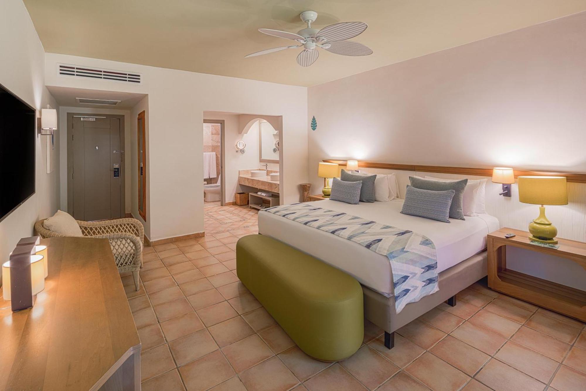 Quarto Superior Privileged