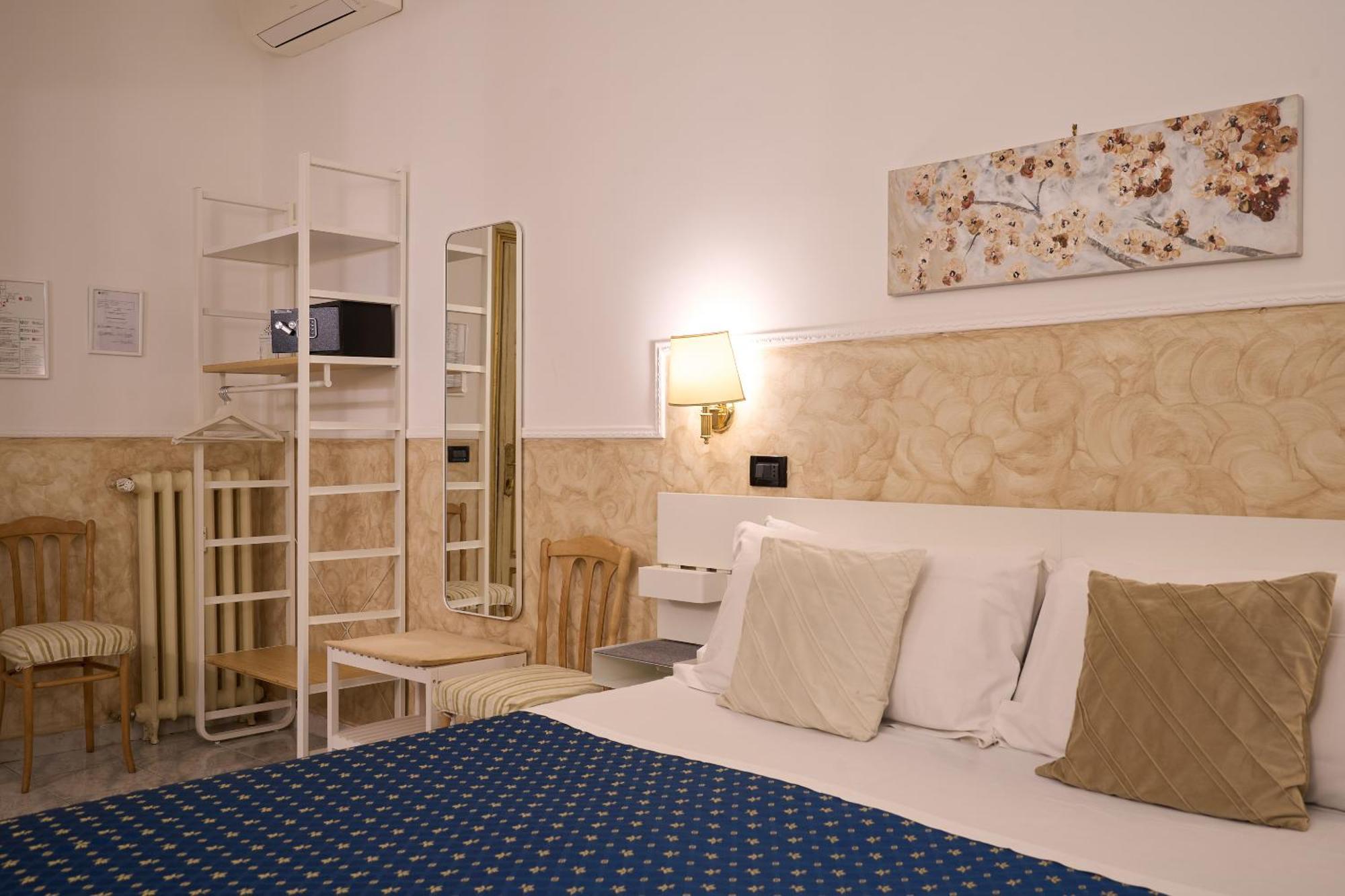Standard Double or Twin Room,1683818313:JPEG