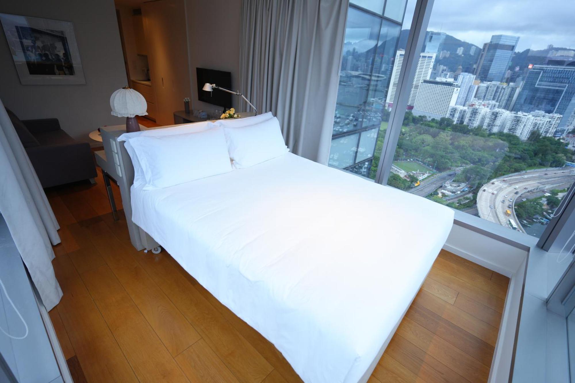 Premium Queen Suite Harbour View