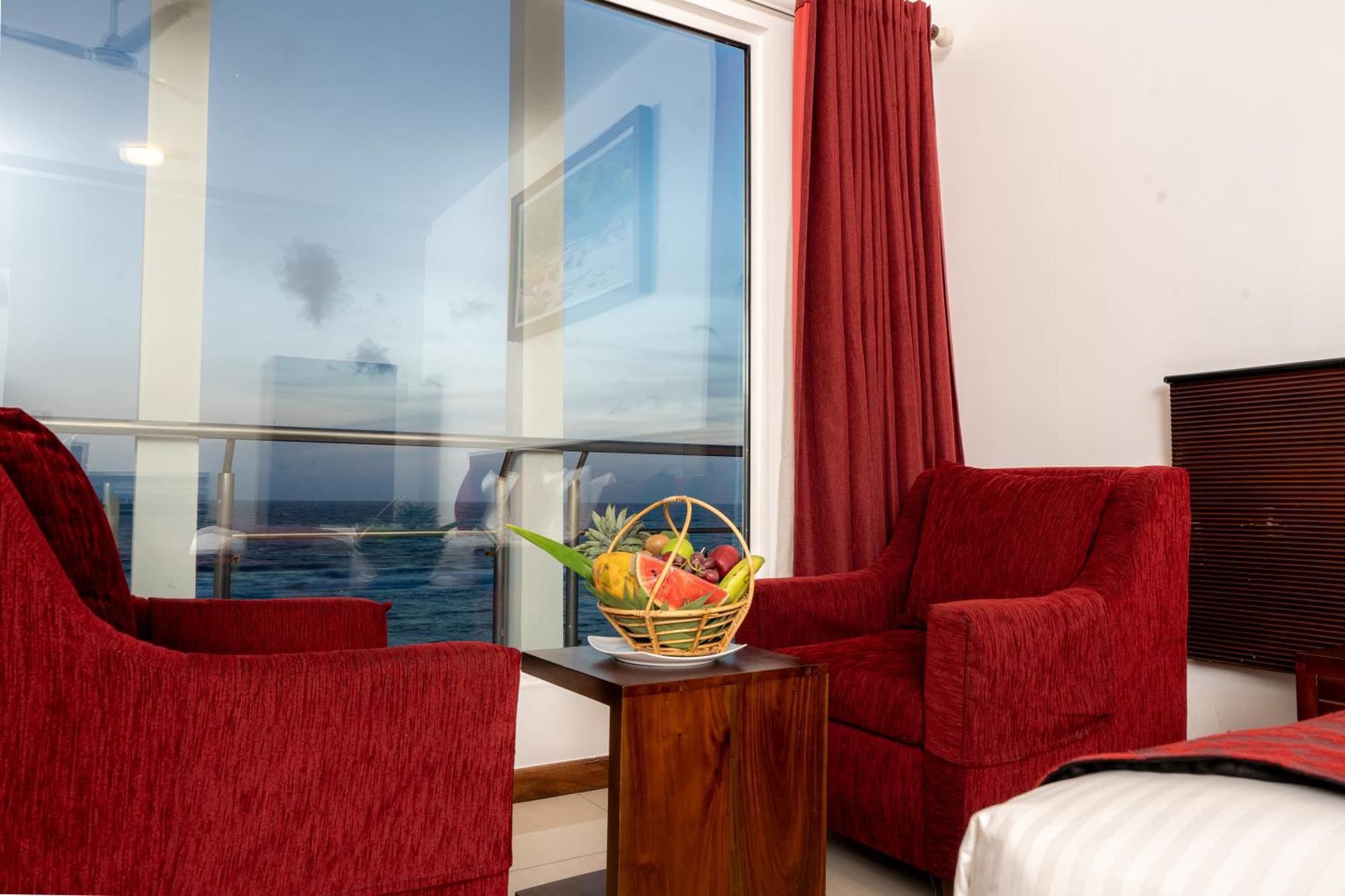 Deluxe Triple Room Sea View