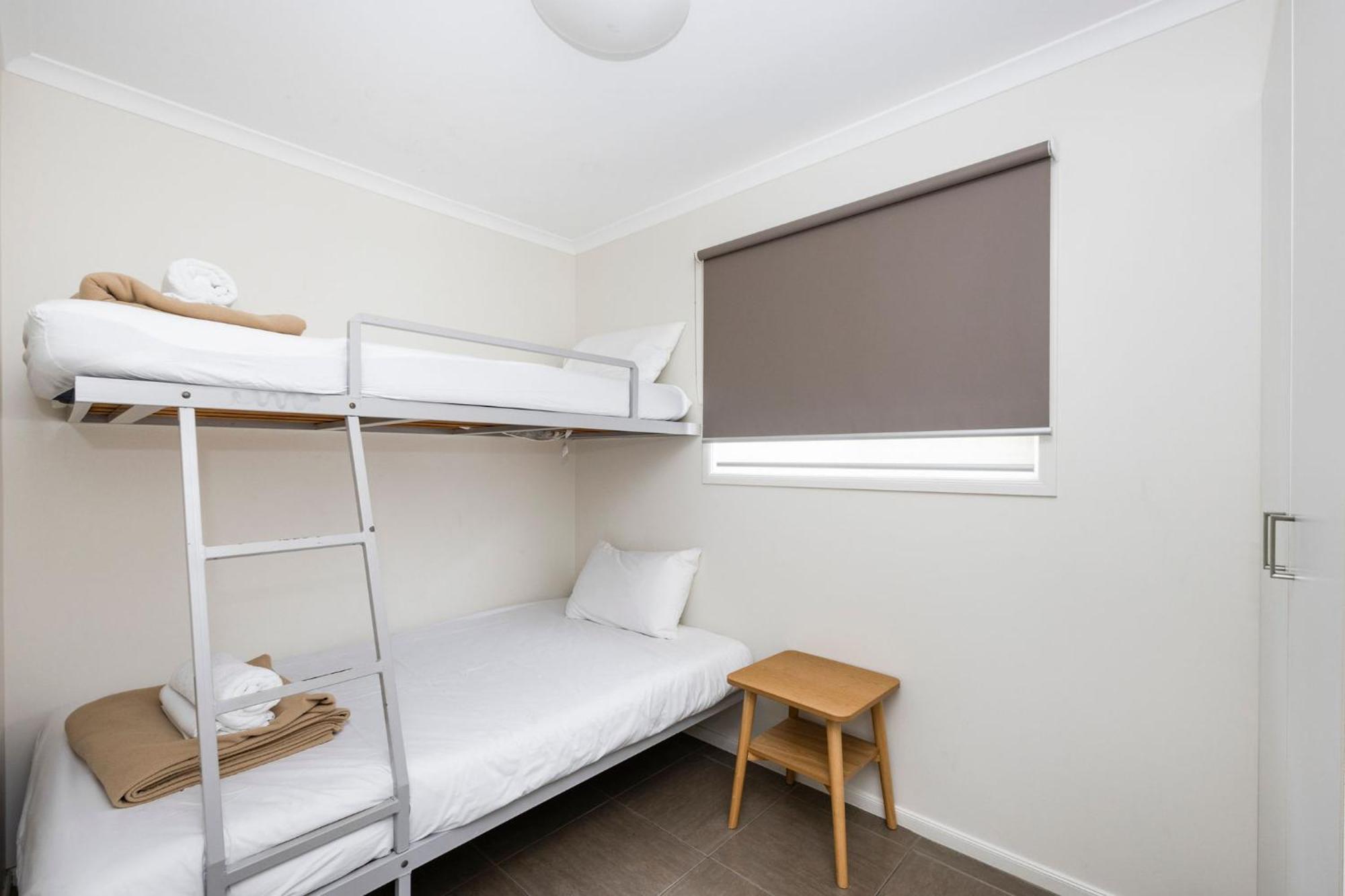 Standard Cabin - Sleeps 4 - Dog Friendly