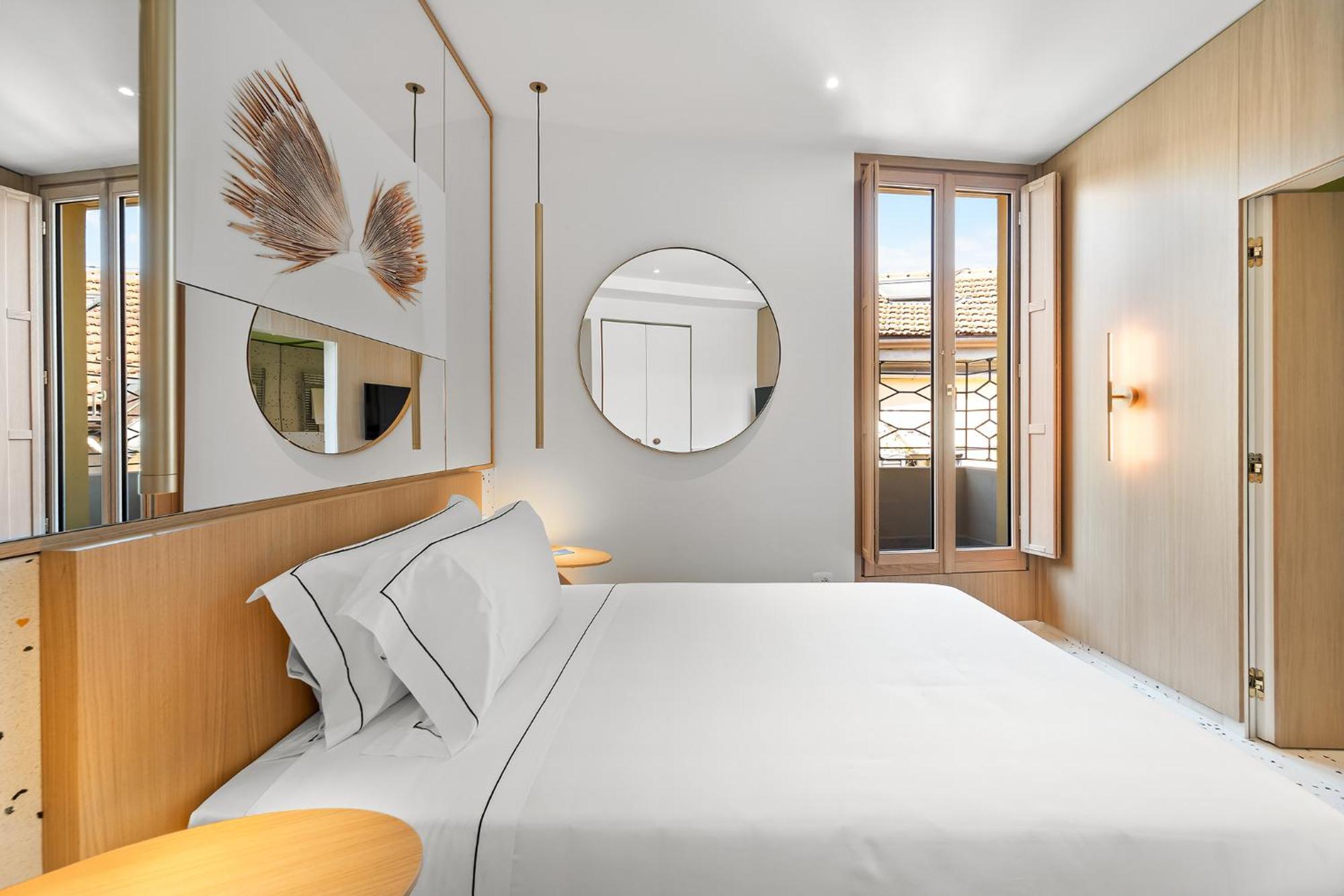 Single Room,1684703725:JPEG