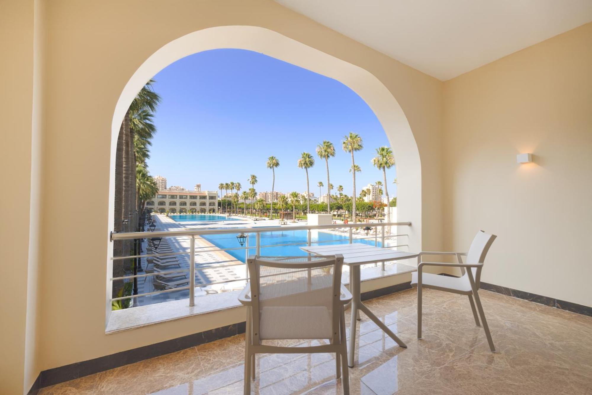 Deluxe Double or Twin Room with Pool View