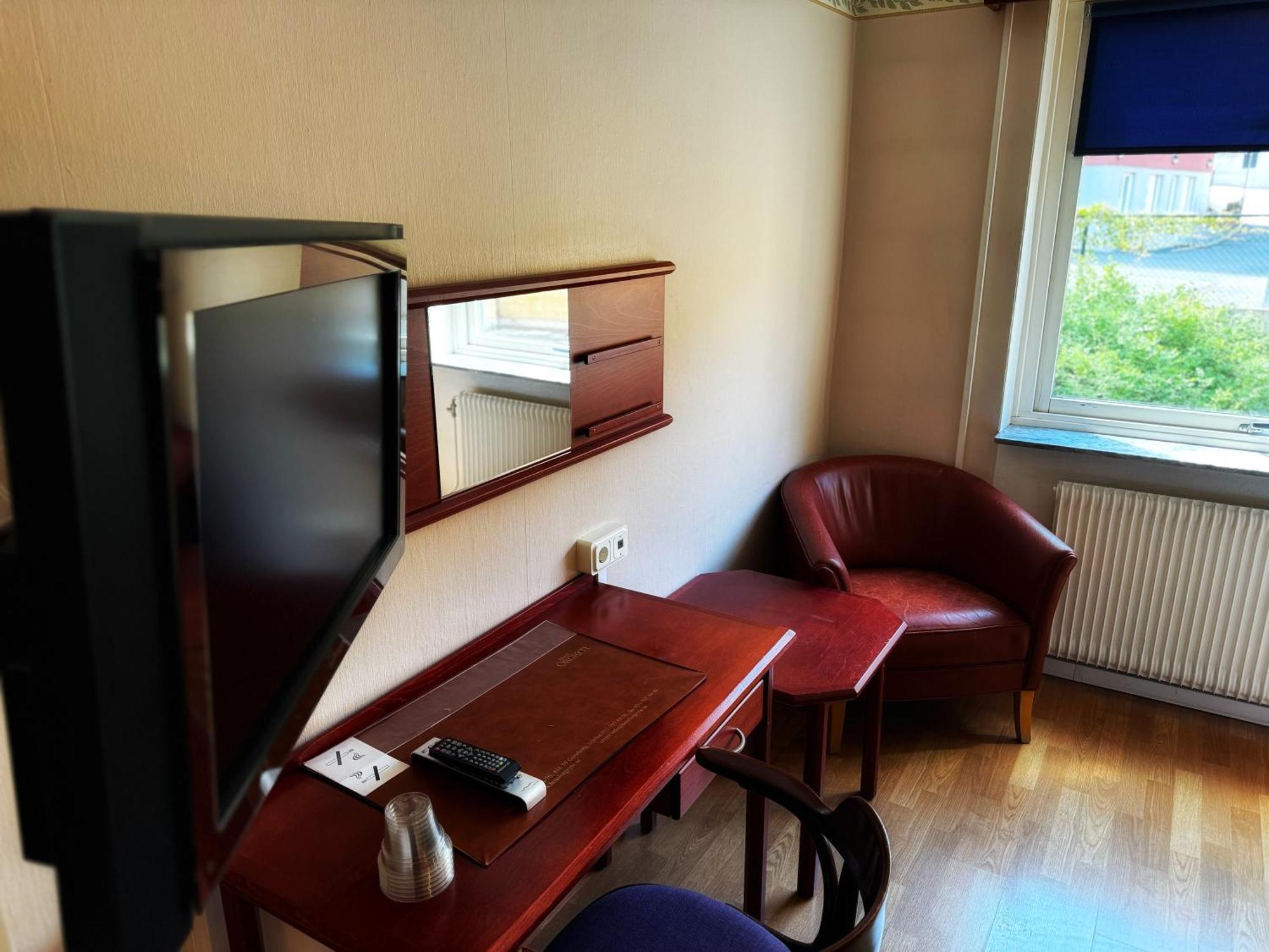 Standard Double Room,1685058182:JPEG