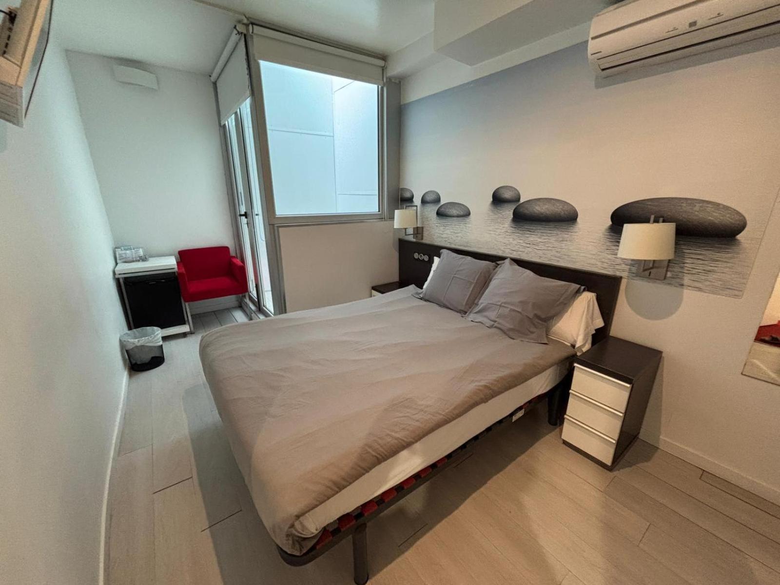 Single Room Private Bathroom