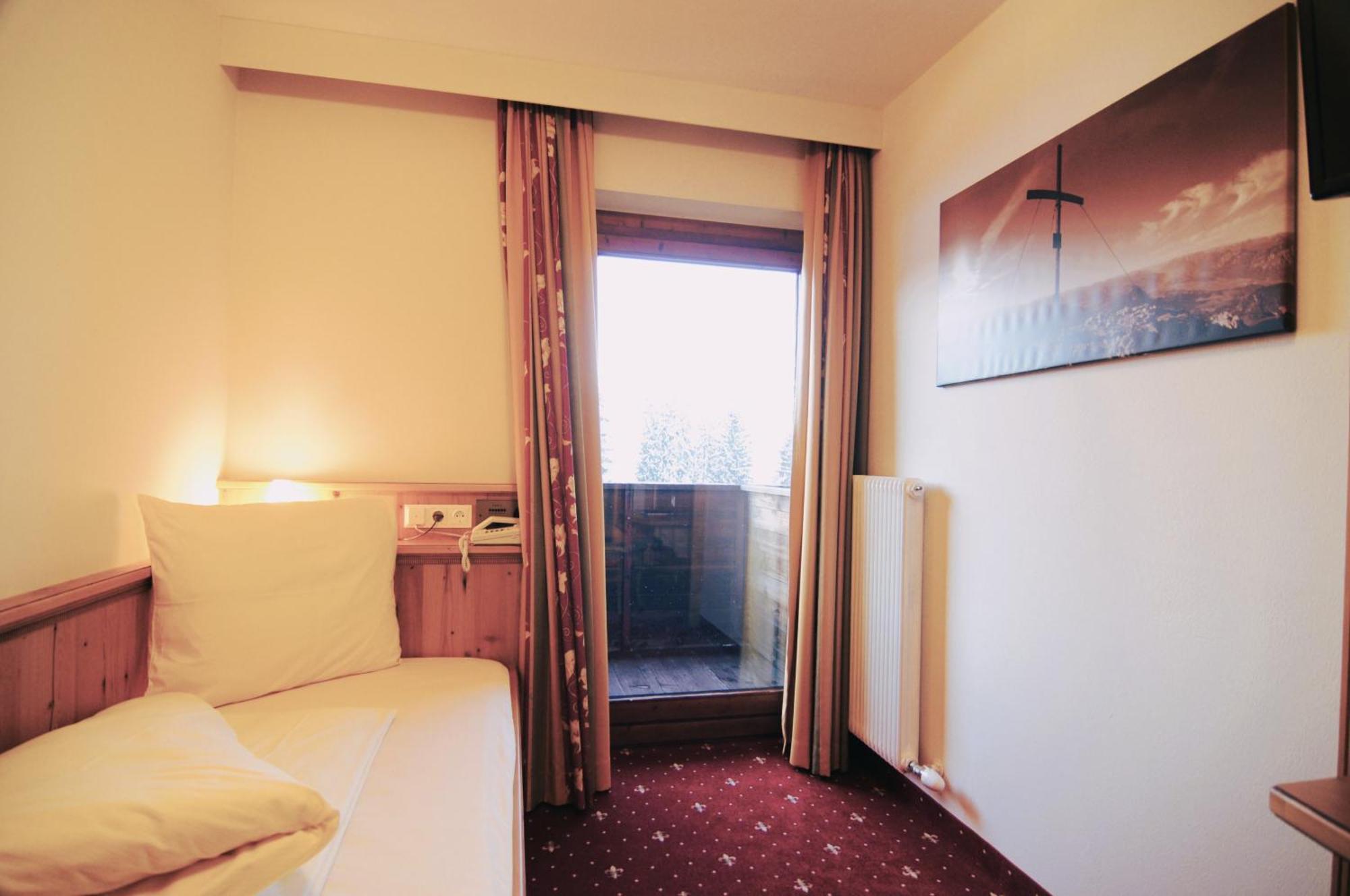 Single Room Balcony