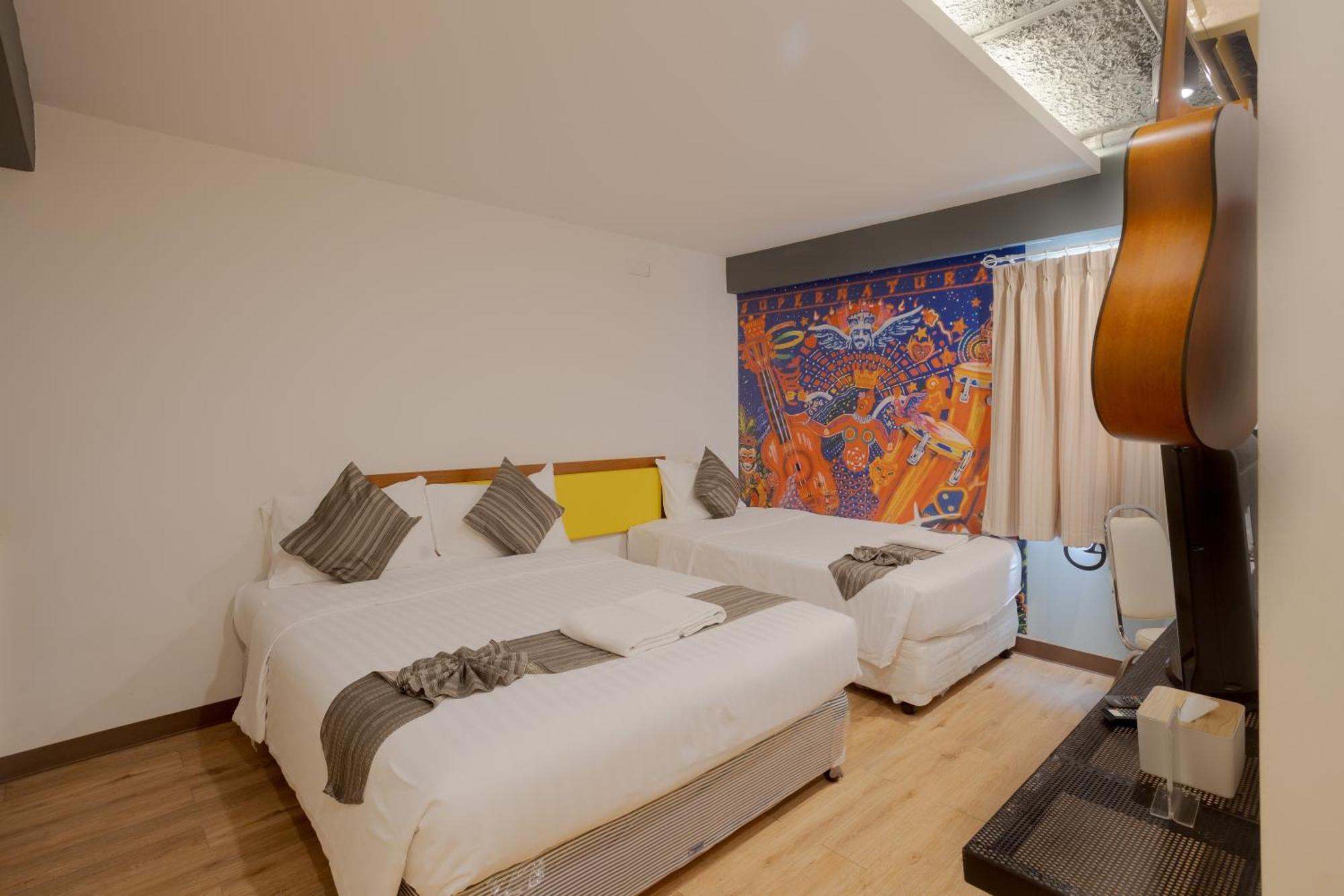 Studio Extra Room