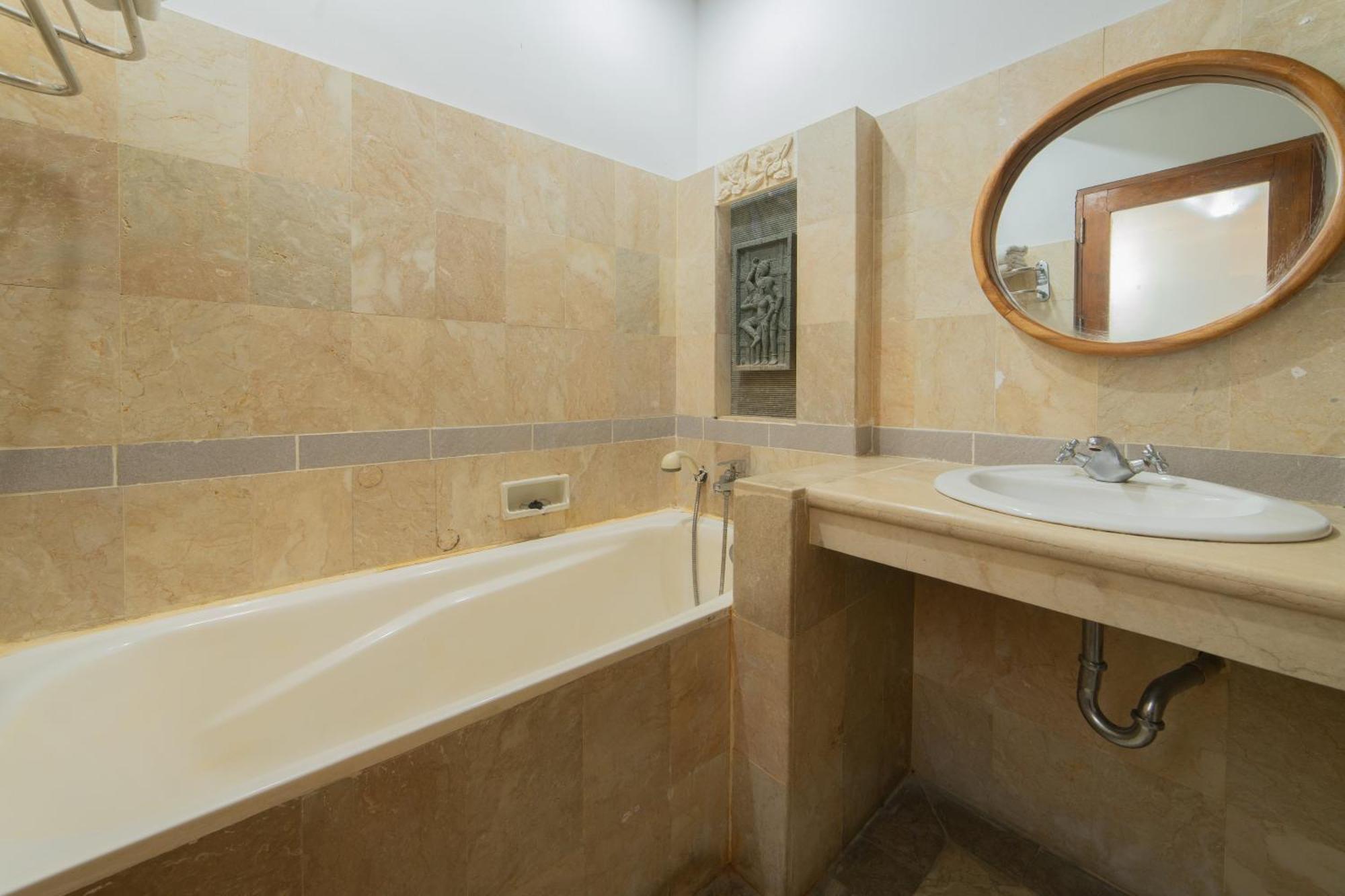 Deluxe Double or Twin Room with Balcony