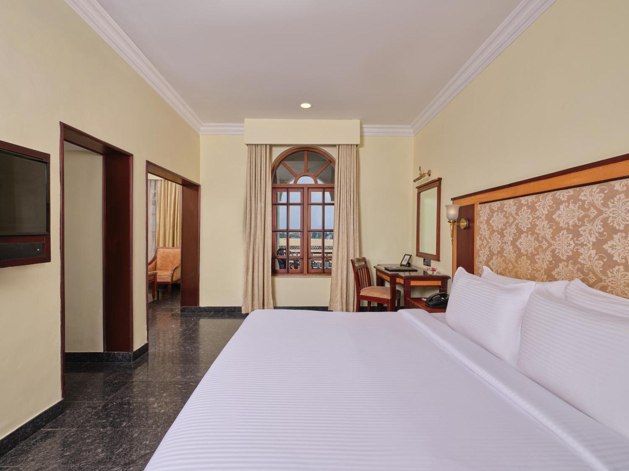 Lake View Premier Room with Sit Out