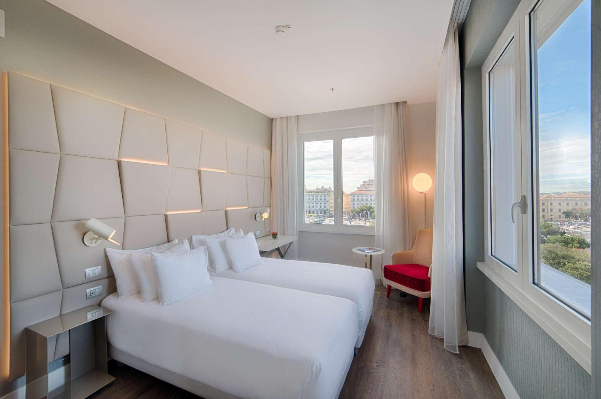 Quarto Premium com Cama de Casal ou 2 de Solteiro com Vista